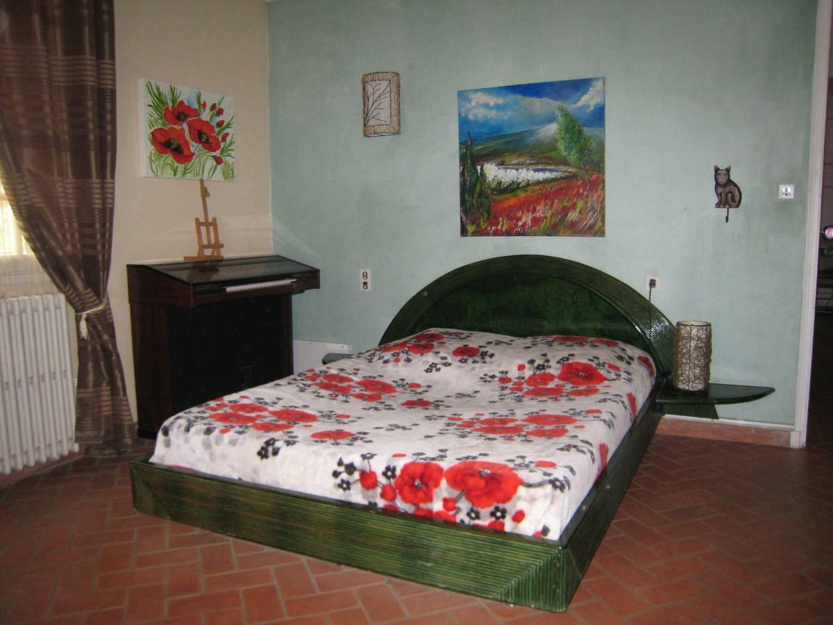 Hotel Mas Les Filaos Carpentras Zewnętrze zdjęcie
